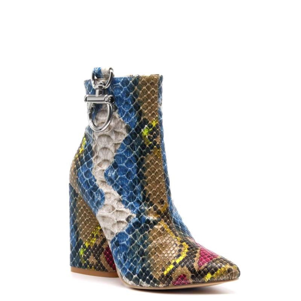 Cape Robbin Triangle Multicolor Snake-Print Bootie - Picture 5 of 8